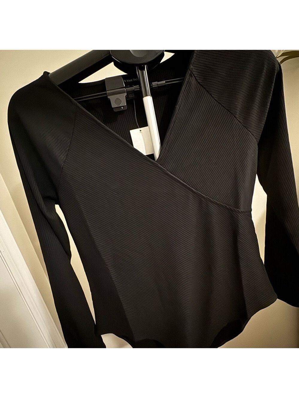 A Pea in the Pod Black Bodysuit - Picture 6 of 10